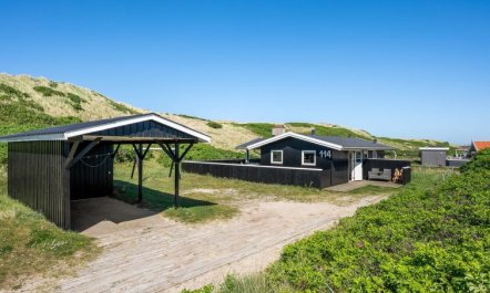 'Lill' - 50m from the sea 2