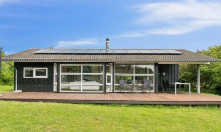 'Arntraud' - 250m from the sea 2