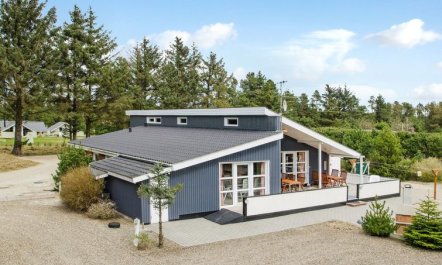 'Tascha' - 1.5km from the sea