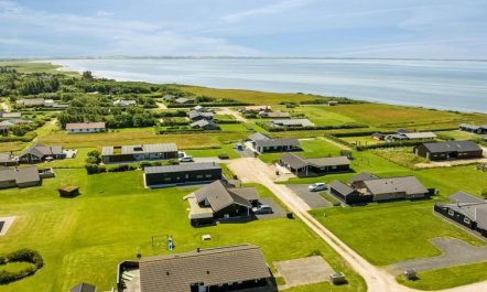 'Samuil' - 300m to the fjord 6