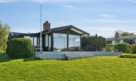 'Manfred' - 250m from the sea