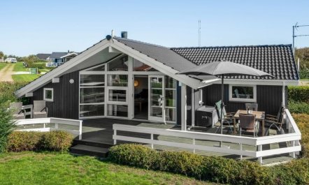 'Brynjolf' - 350m to the fjord