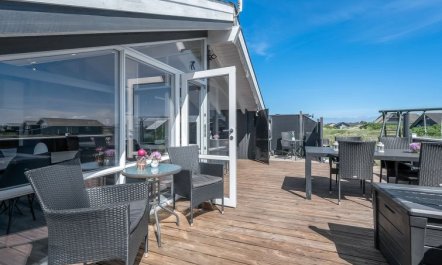 'Henning' -  from the sea 3