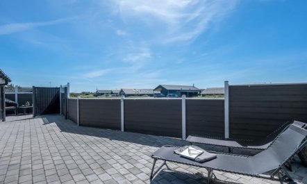 'Henning' -  from the sea 6