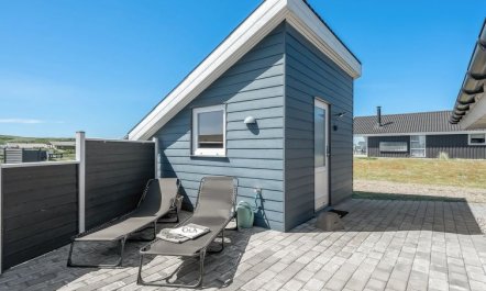 'Henning' -  from the sea 7