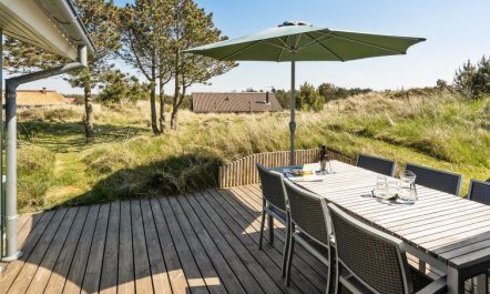 'Edna' - 800m from the sea 7