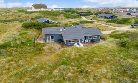 'Ottar' - 400m from the sea 6