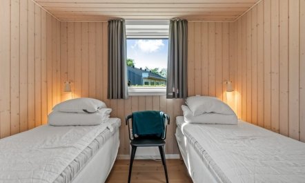 'Kody' - 400m from the sea 6