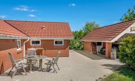 'Erp' - 10km from the sea 2