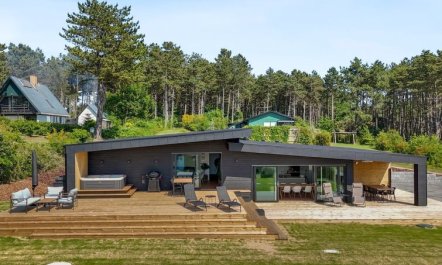 'Arjuna' - 750m from the sea