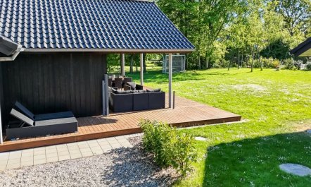 'Erlinda' - 300m from the sea 3