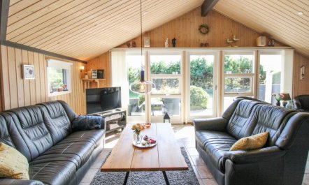 'Maureen' - 10.5km from the sea 7