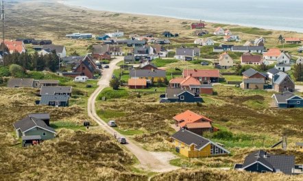 'Hughe' - 200m from the sea 4