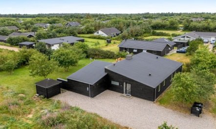 'Weike' - 950m to the fjord 1