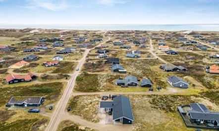 'Tola' - 450m from the sea 3