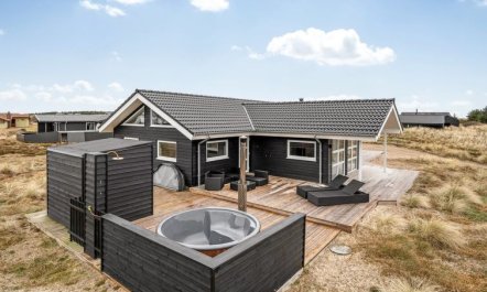 'Tola' - 450m from the sea 4