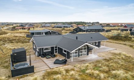 'Tola' - 450m from the sea 6