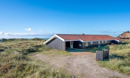 'Jaana' - 10m from the sea 7