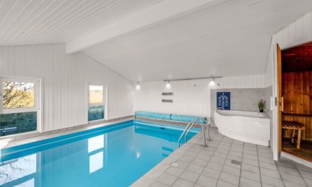 'Jaana' - 10m from the sea 6