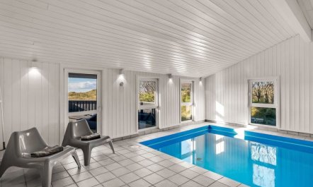 'Jaana' - 10m from the sea 5