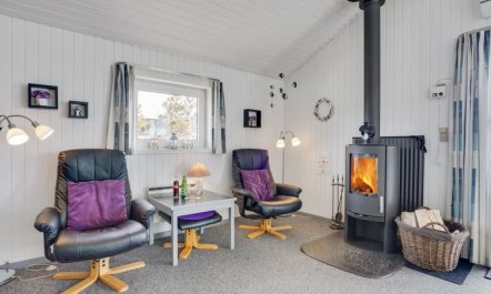 'Esir' - 800m from the sea 5