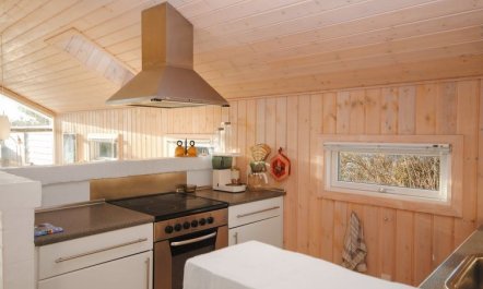 'Laurentia' - 800m from the sea 3