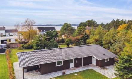 'Ilva' - 250m from the sea