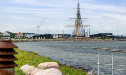 'Geert' - 25m from the sea 2