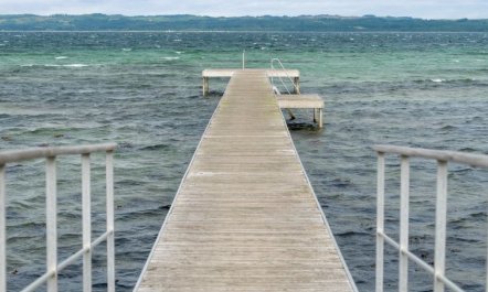 'Geert' - 25m from the sea 1