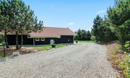 'Stense' - 900m from the sea 3