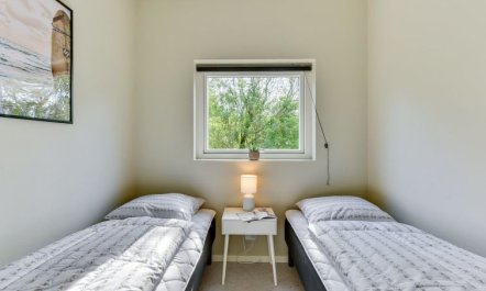 'Hiorulf' - 1.4km from the sea 6