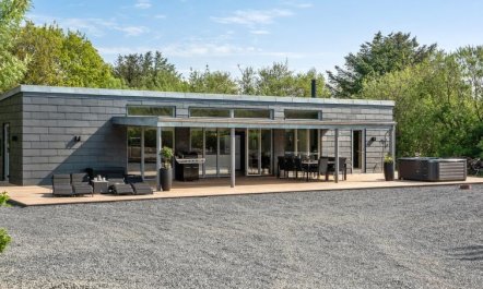 'Hiorulf' - 1.4km from the sea 5