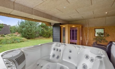 'Arja' - 2.2km from the sea 2