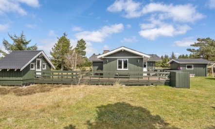 'Absolon' - 1.5km from the sea 2