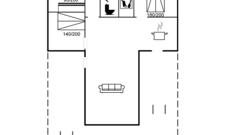 'Absolon' - 1.5km from the sea 1