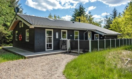 'Elena' - 800m to the fjord 4