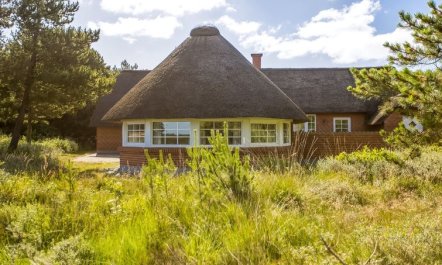 'Artan' - 2.6km from the sea 7