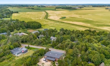 'Øthger' - 1.3km from the sea 4