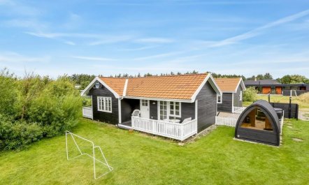 'Torhild' - 700m from the sea