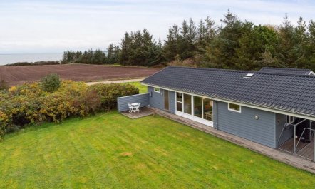 'Luchia' - 200m to the fjord 2