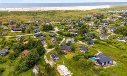 'Svenny' - 800m from the sea 3