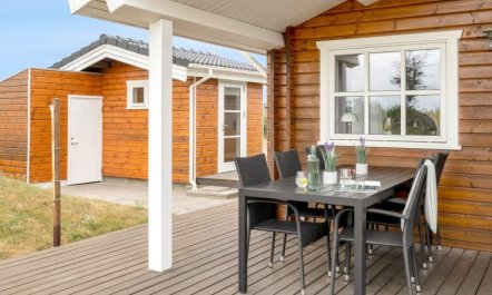 'Herfrid' - 600m from the sea 1