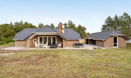 'Lumi' - 800m from the sea