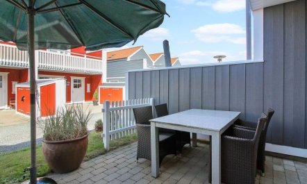 'Vinny' - 1.2km from the sea 3