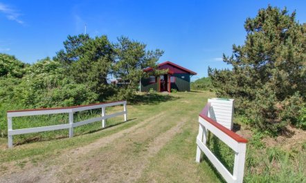 'Zekine' - 2.5km from the sea