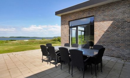 'Eloise' - 50m to the fjord 6