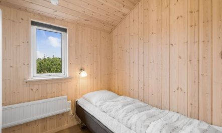 'Clement' - 500m to the fjord 6