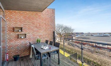 'Gustav' - 100m to the fjord 7