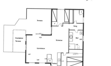 'Sonia' - 3km from the sea 1