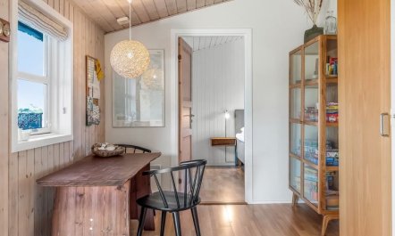 'Dietmar' - 2.8km from the sea 2